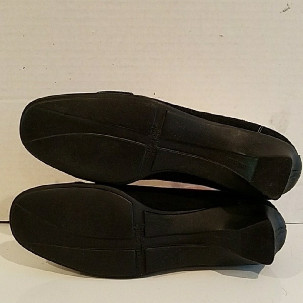 KATE SPADE - NEW YORK BLACK SUEDE 1-1/2" HEELS - Picture 5 of 6